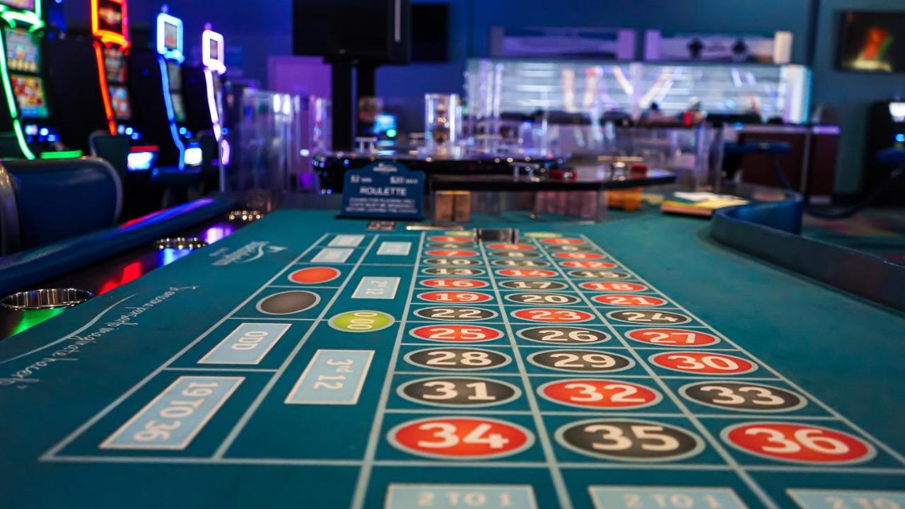 Costa Bahia Hotel, Convention Center And Casino Гуаянилья Экстерьер фото