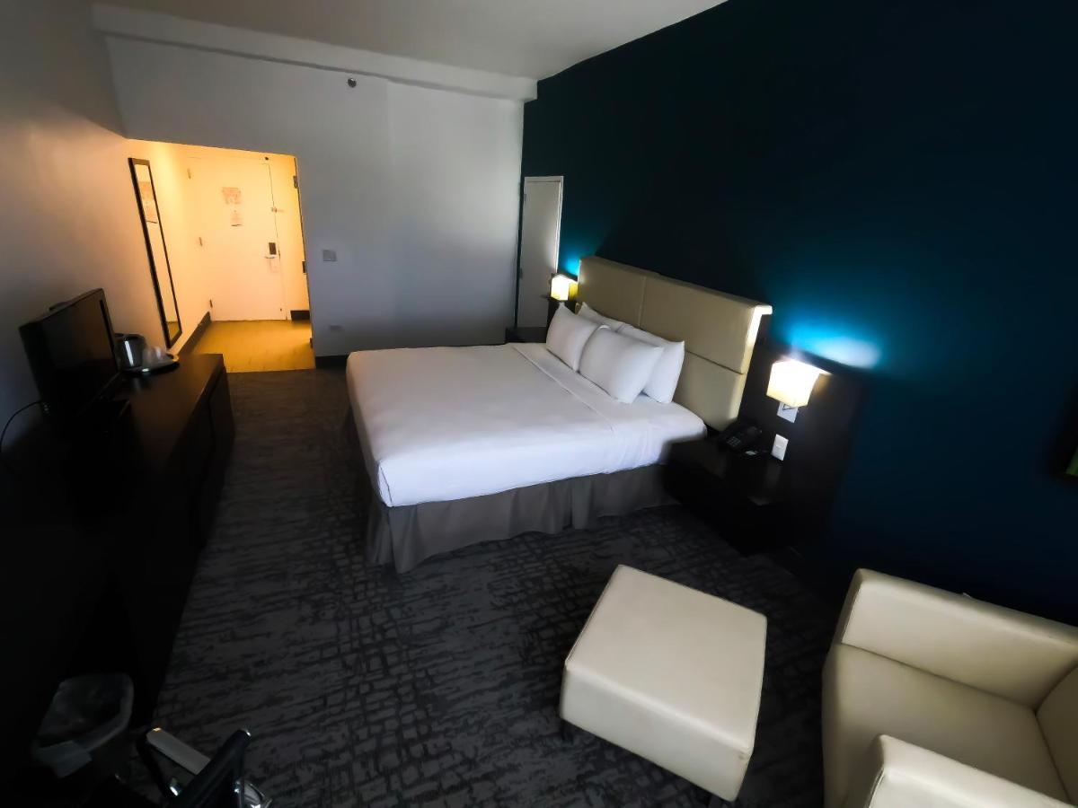 Costa Bahia Hotel, Convention Center And Casino Гуаянилья Экстерьер фото