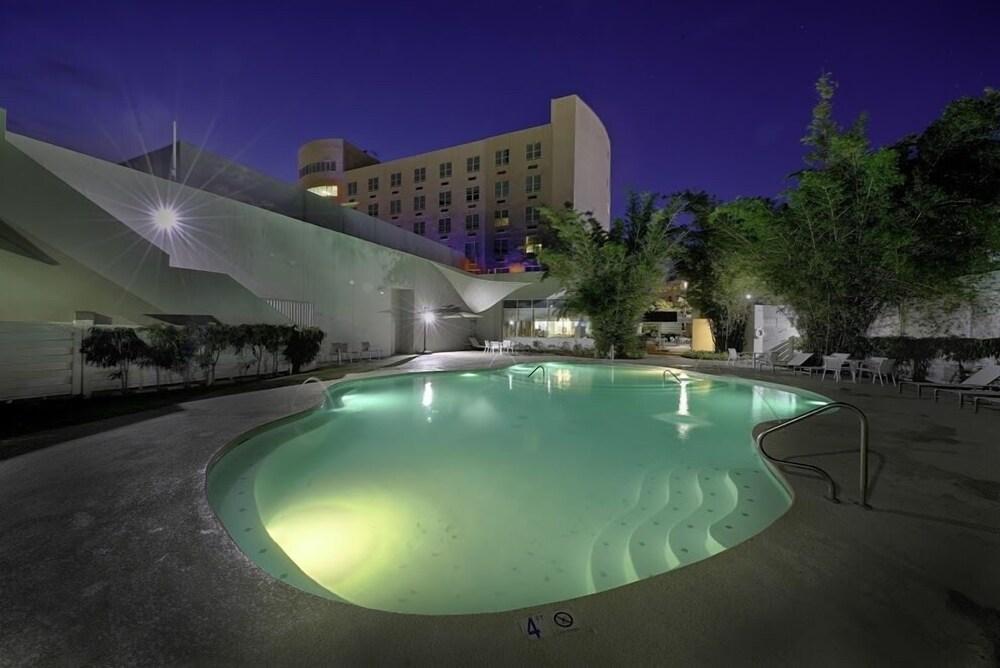 Costa Bahia Hotel, Convention Center And Casino Гуаянилья Экстерьер фото